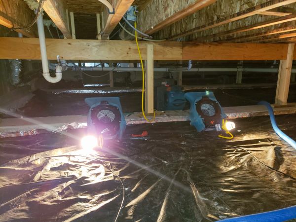 Crawlspace Water Removal in Norman